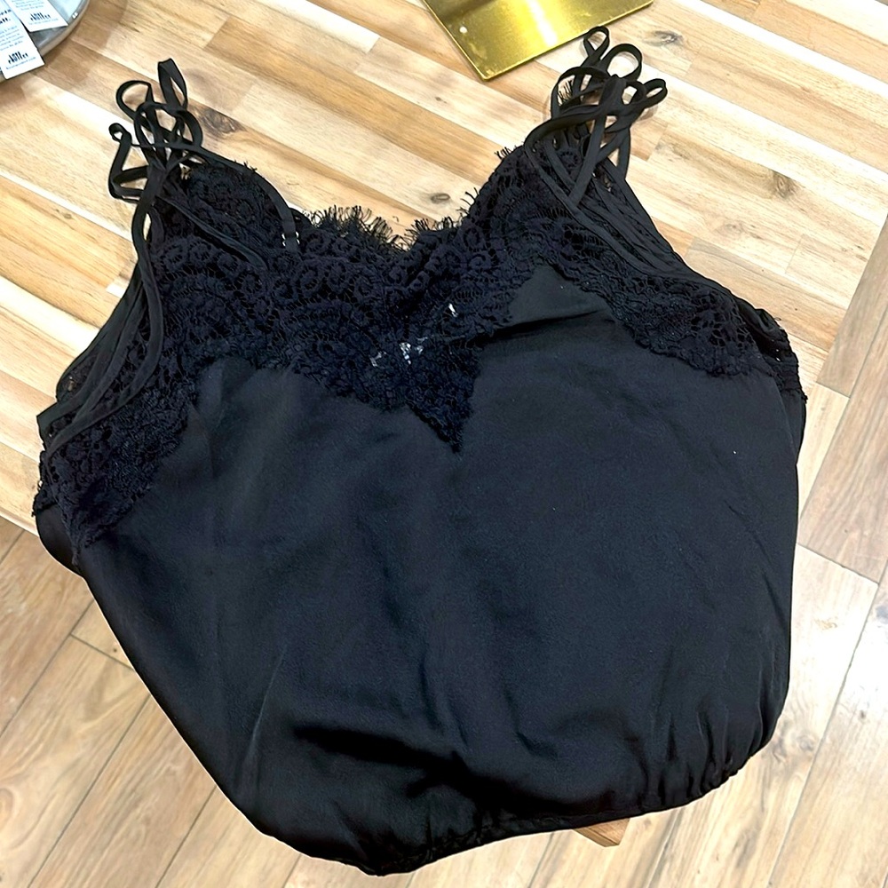 Bluivy Satin and Lace Tank NWT